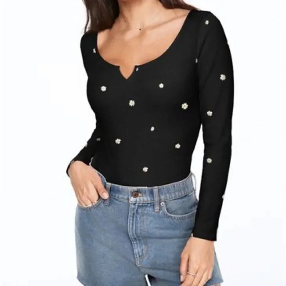 Victorias Secret Pink Long Sleeve Bodysuit Daisy - Picture 2 of 9